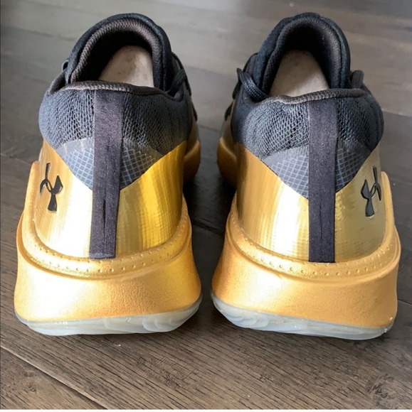 NWOT UA Anatomix Spawn Low Shoes - Picture 5 of 5